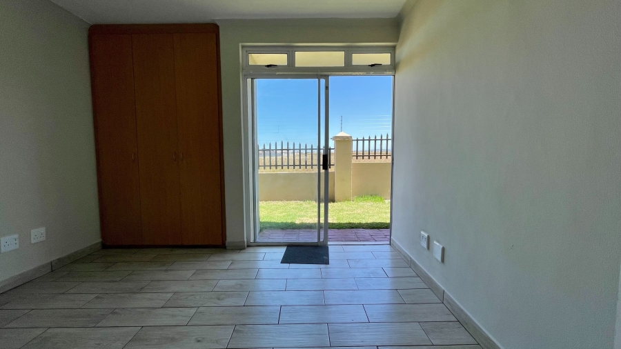 2 Bedroom Property for Sale in Whispering Pines Western Cape